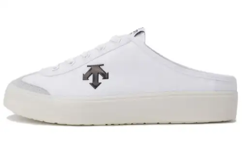 DESCENTE Cron Tempo Slip Resistant Slip Resistant Closed Toe Slippers Unisex White Black