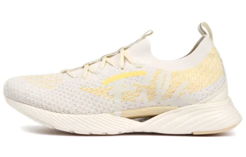 FILA Rgbv Low Running Shoes Beige/White/Yellow
