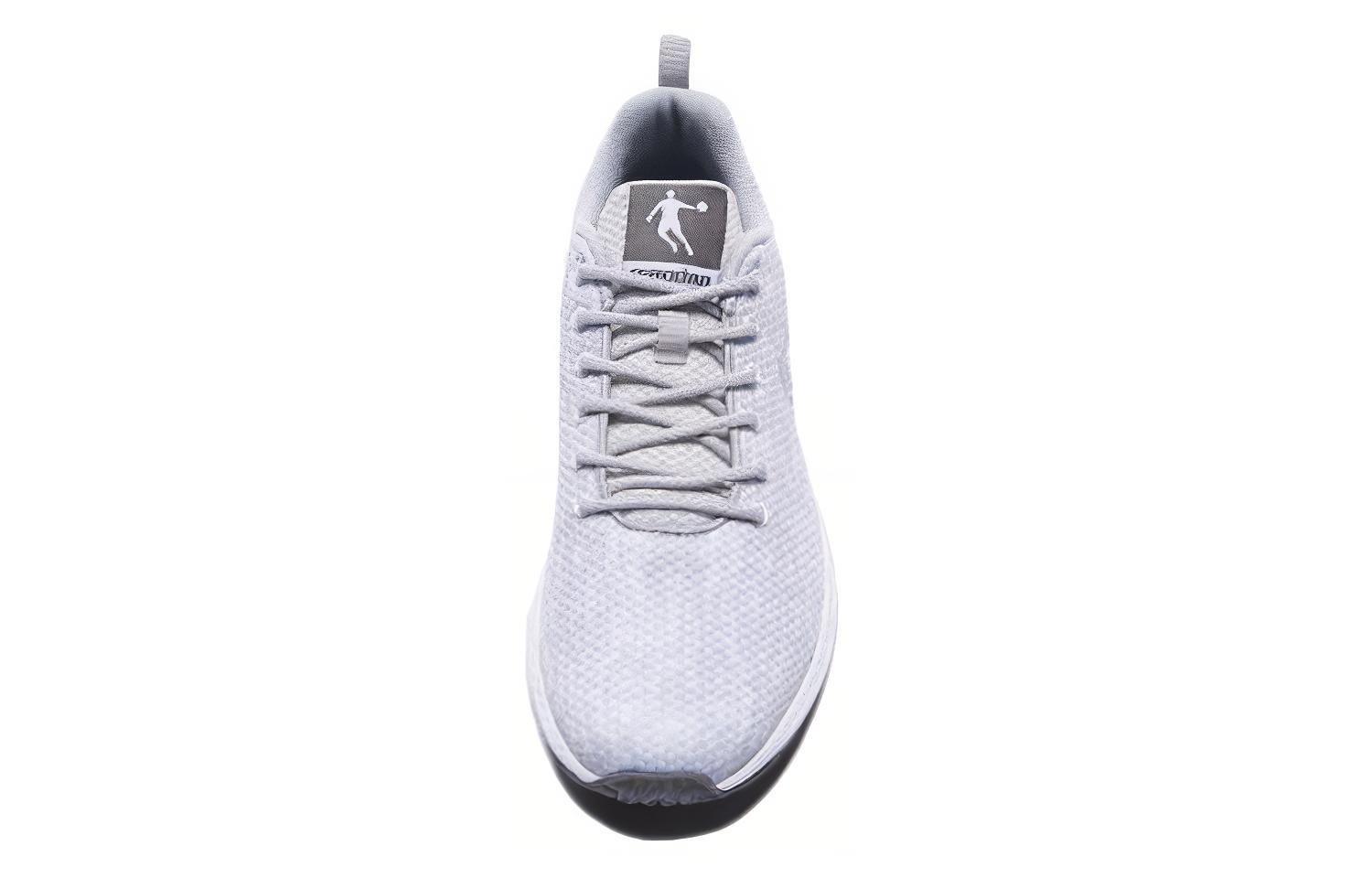 QIAODAN Cushioning Abrasion Resistant Low top Running Shoes Men’s