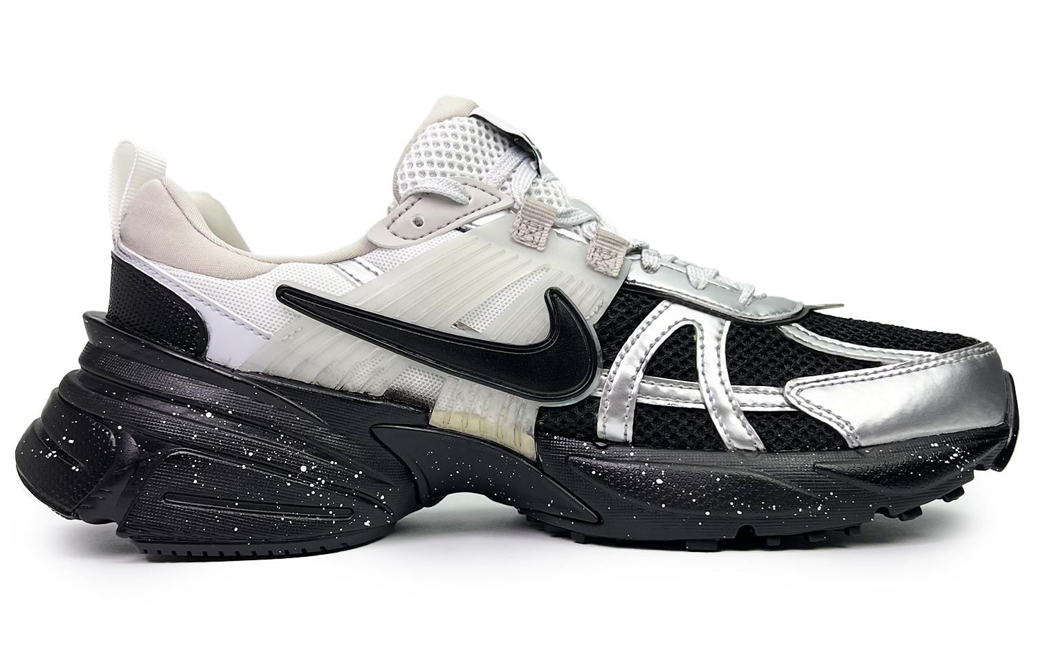 Nike V2K Run Low top Running Shoes Unisex Black Silver