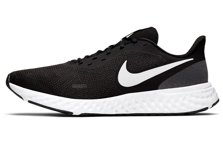 Nike REVOLUTION 5 Slip Resistant Lightweight Low top Carbon Plate Casual City Commuting Running Shoes Men's Black