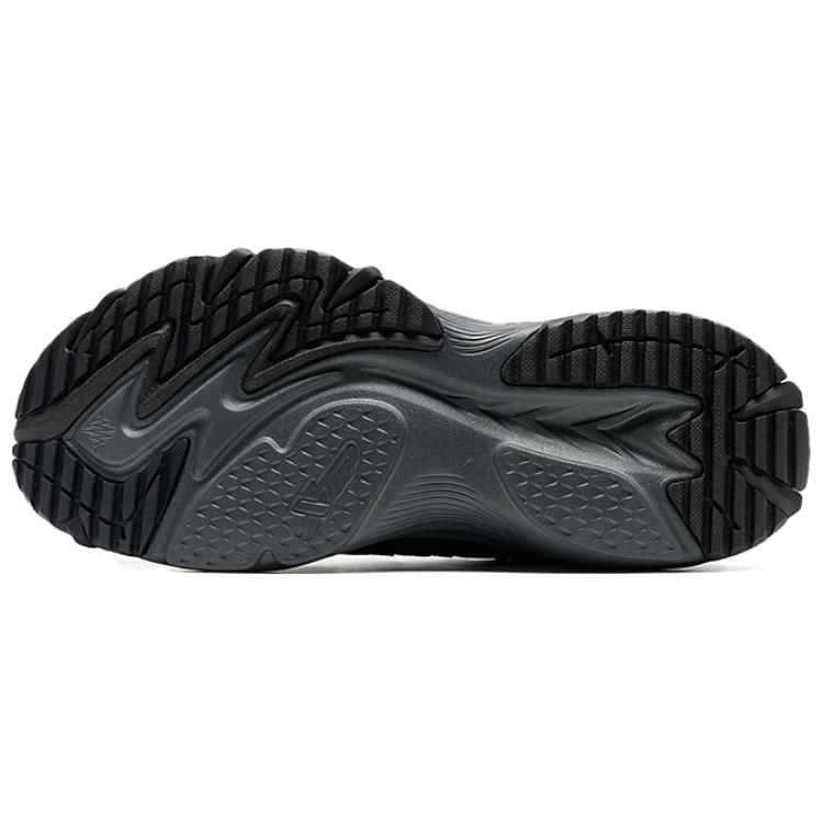 XTEP Slip Resistant, Abrasion Resistant, Lightweight Low top Outdoor Shoes Men’s Black