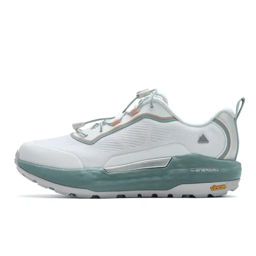FILA Explorer Low top Outdoor Shoes Women's Bright White