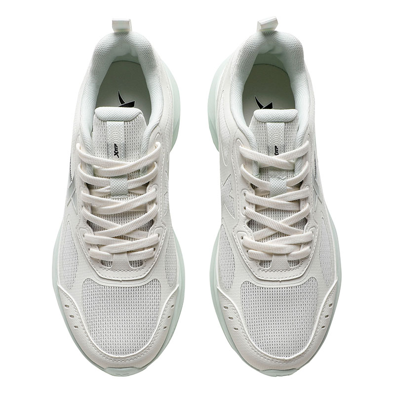 XTEP Cushioning Breathable Slip Resistant Low top Casual Running Shoes Women’s Sail White Light Fruit Green