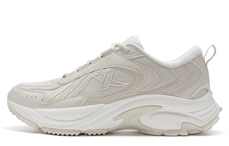 XTEP Slip Resistant Slip Resistant Low top Running Shoes Women’s Gray White