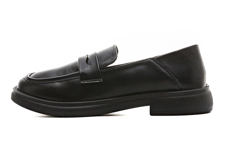 Warrior resurgence versatile loafers women's black