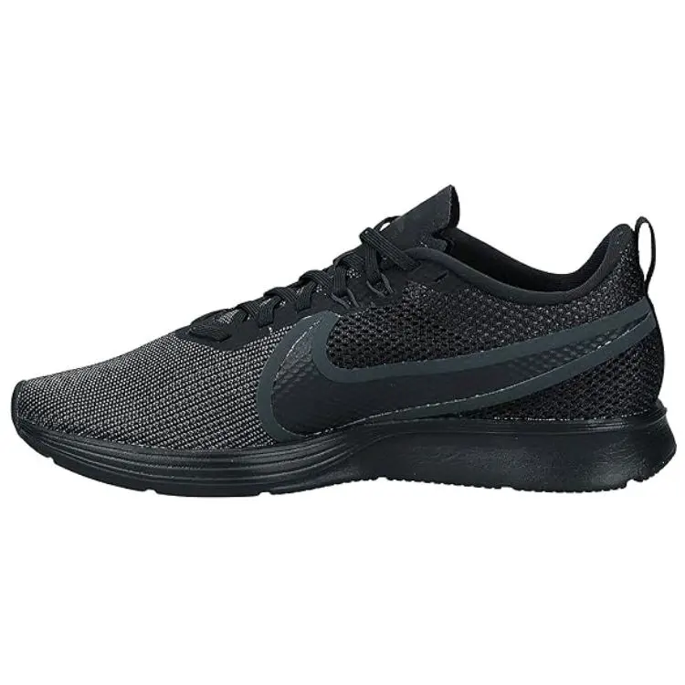 Nike Zoom Strike 2 Triple Black