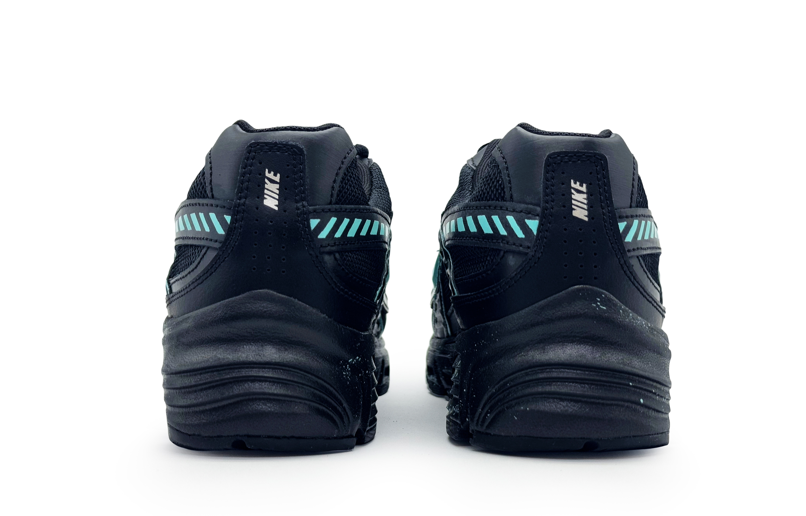 Nike Initiator Abrasion Resistant Low top Running Shoes Men’s Black Green