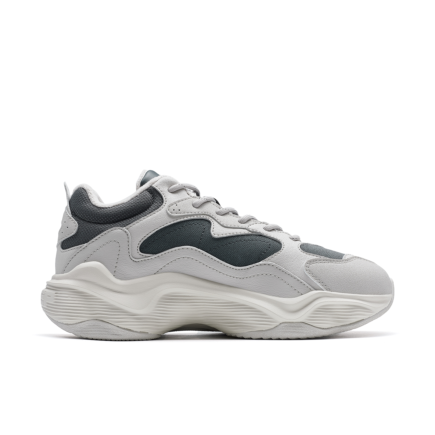 XTEP Synthetic Leather Slip Resistant Waterproof Thermal Mid top Casual Running Shoes Women’s Gray