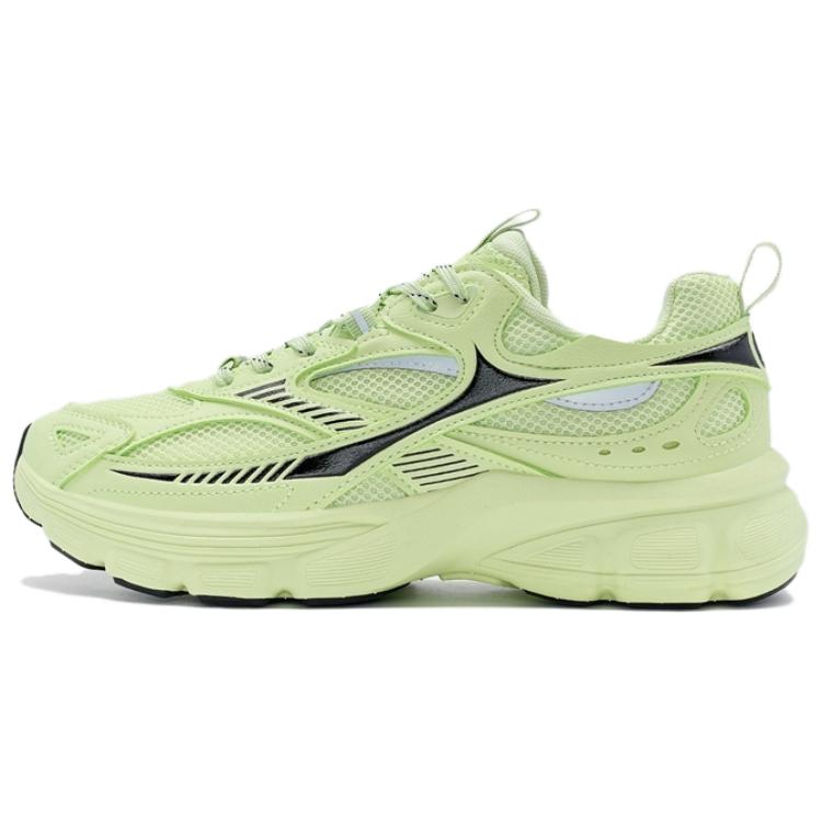 XTEP Abrasion Resistant Breathable Low top Running Shoes Women’s Green