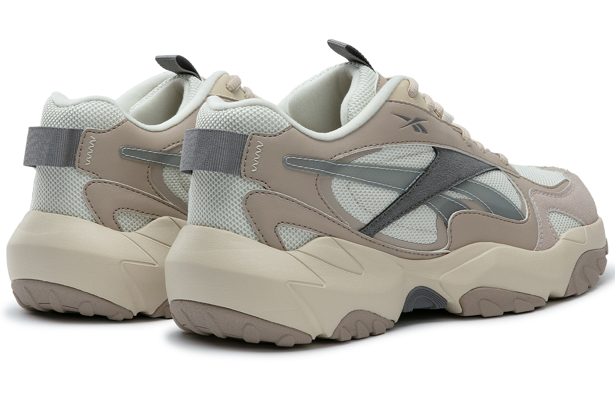 Reebok FLUFFI PUFF CN Low top Running Shoes Unisex Apricot