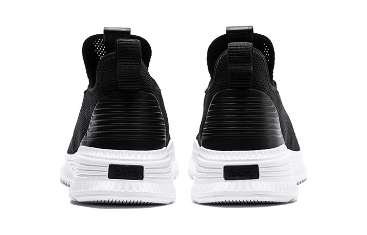 Мужские кроссовки PUMA Avid Fight Or Flight (черно-белый) — Чёрный / белый — фото 4