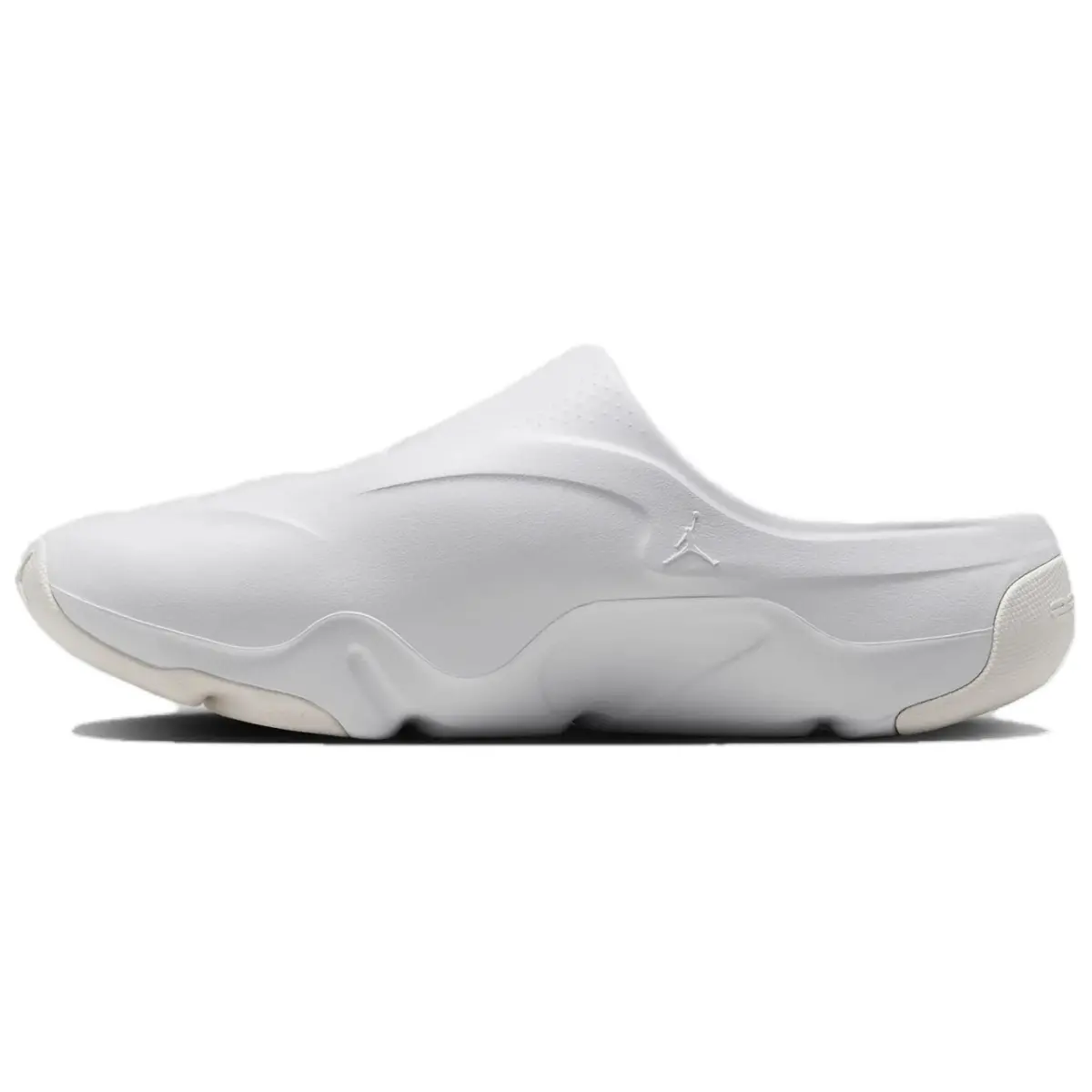 Jordan Roam Slip Resistant Closed Toe Slippers Unisex White
