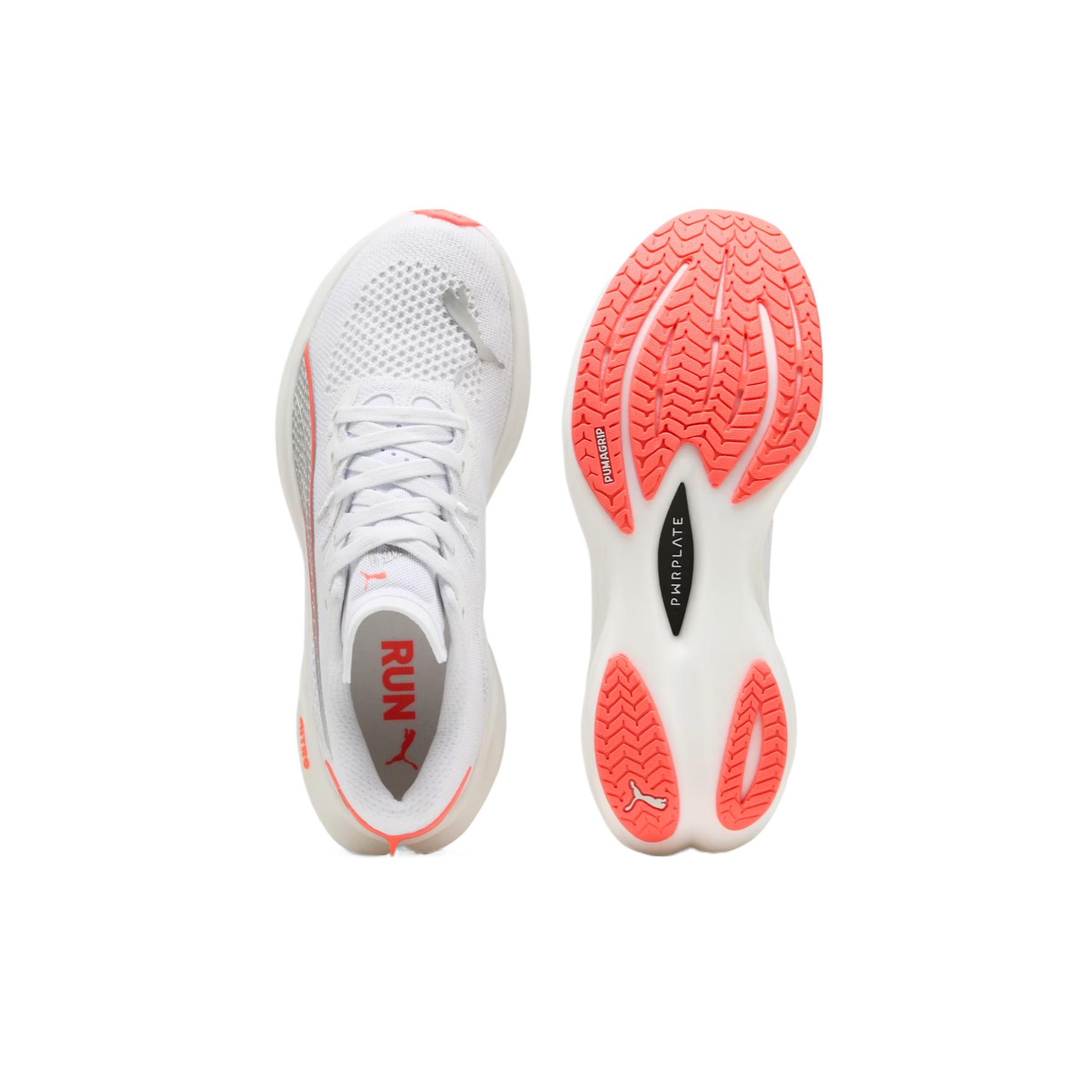 PUMA Deviate NITRO 3 Low top Running Shoes Women’s White Red