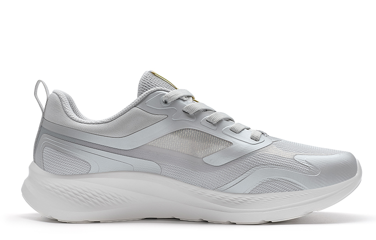 XTEP Abrasion Resistant Breathable Abrasion Resistant Breathable Low top Running Shoes Men’s Gray Yellow