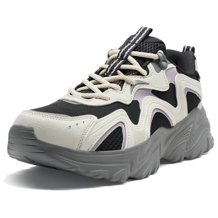 XTEP Lightweight And Breathable Low top Outdoor Shoes Women’s White Sand Gray Black