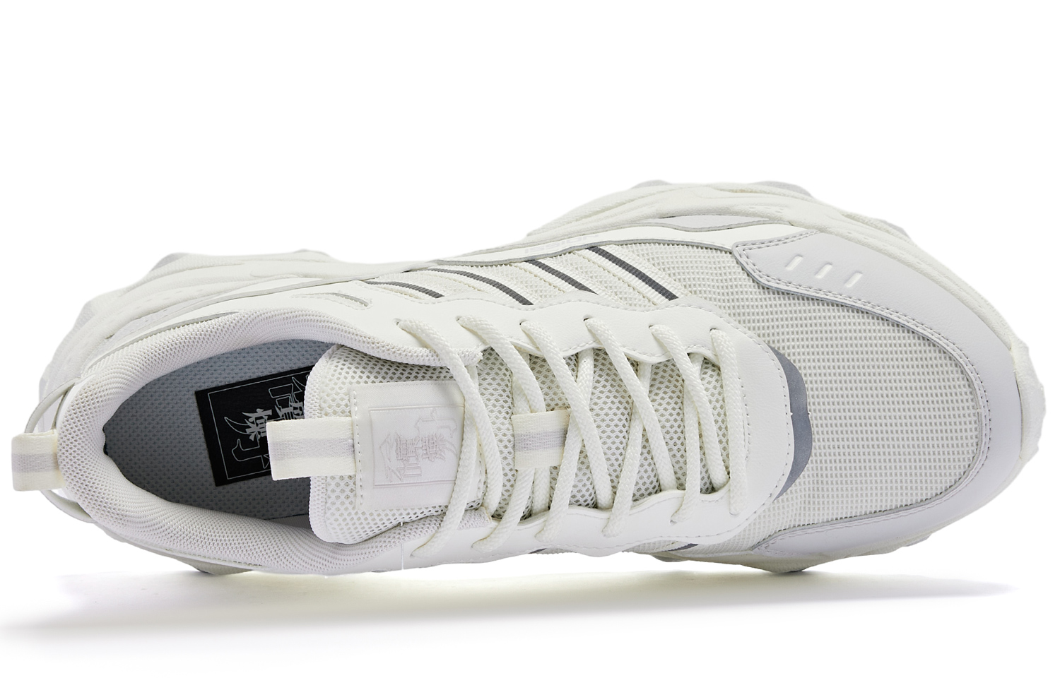 QIAODAN Comfortable Thermal Abrasion Resistant Low top Running Shoes Men’s White Gray