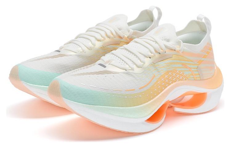 XTEP Cushioning Spin PRO Cushioning, Wear Resistant Low top Running Shoes Women’s White Orange