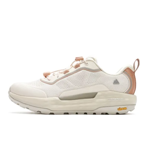 FILA Abrasion Resistant Low top Outdoor Shoes Women's Cream Puff Powder