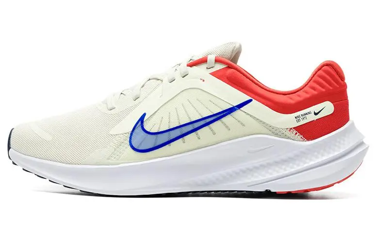 Nike Quest 5 Sea Glass University Red