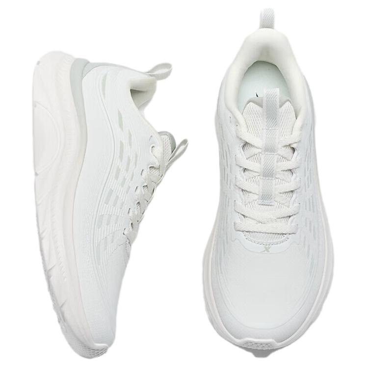 XTEP Cushioning Rebound Low top Running Shoes Women’s White Gray