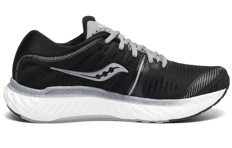 Saucony Hurricane Low top Running Shoes Women’s Black White