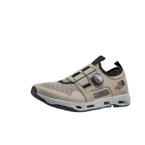 THE NORTH FACE Low top Outdoor Shoes Men's Khaki Black