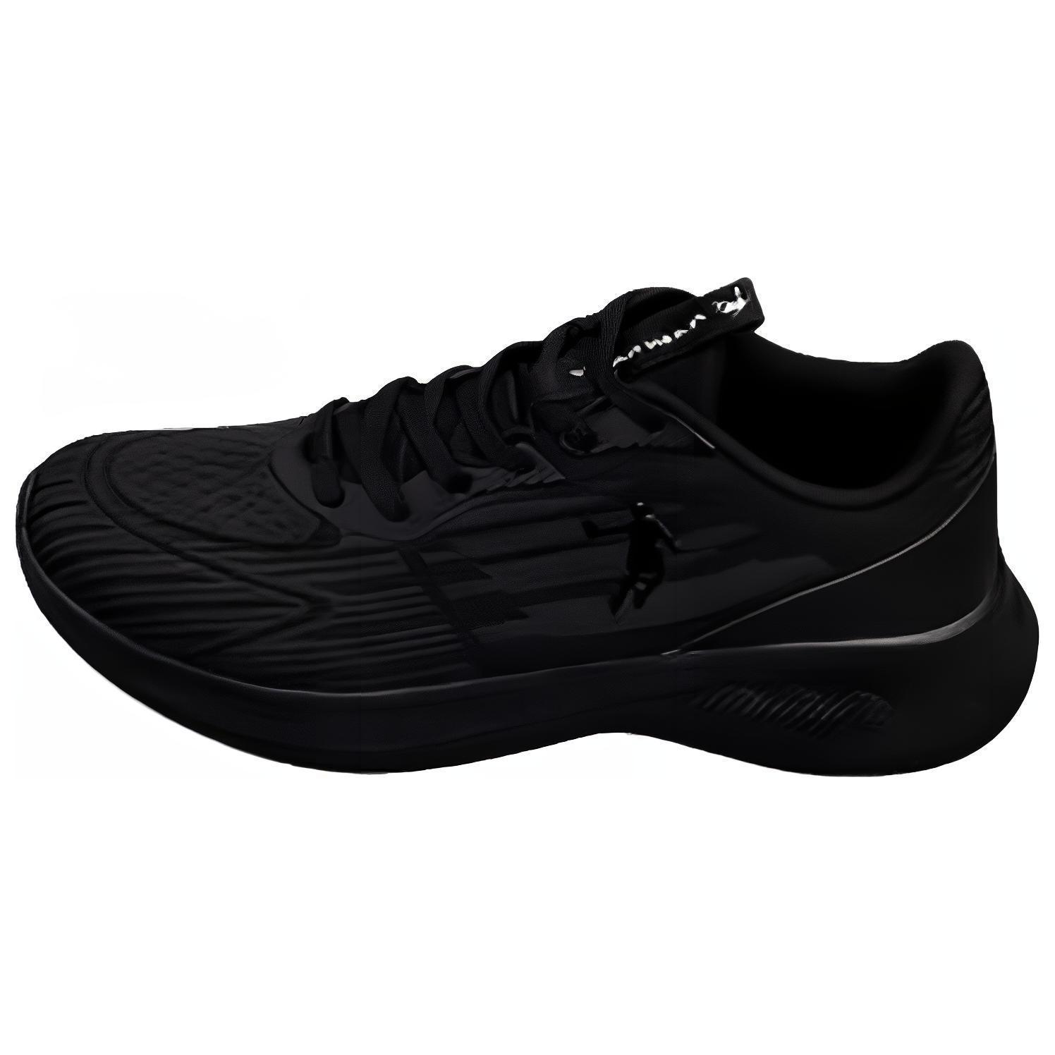 QIAODAN Slip Resistant Low top Running Shoes Men’s Black