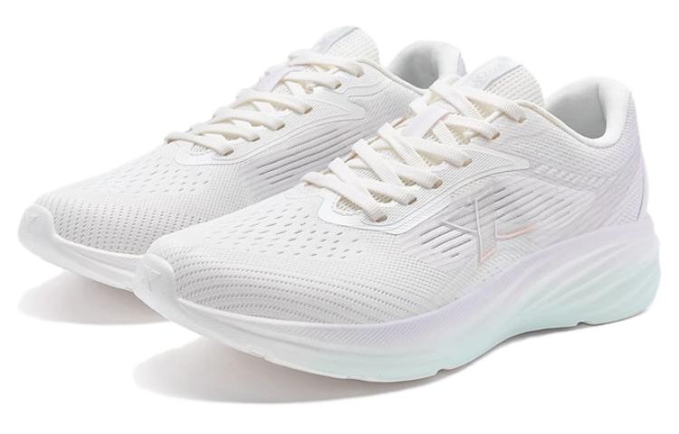 XTEP Cushioning, Wear Resistant Low top Casual Running Shoes Women’s Sail White