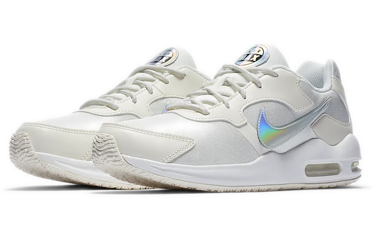 Женские кроссовки Nike Air Max Guile (белый) — фото 3