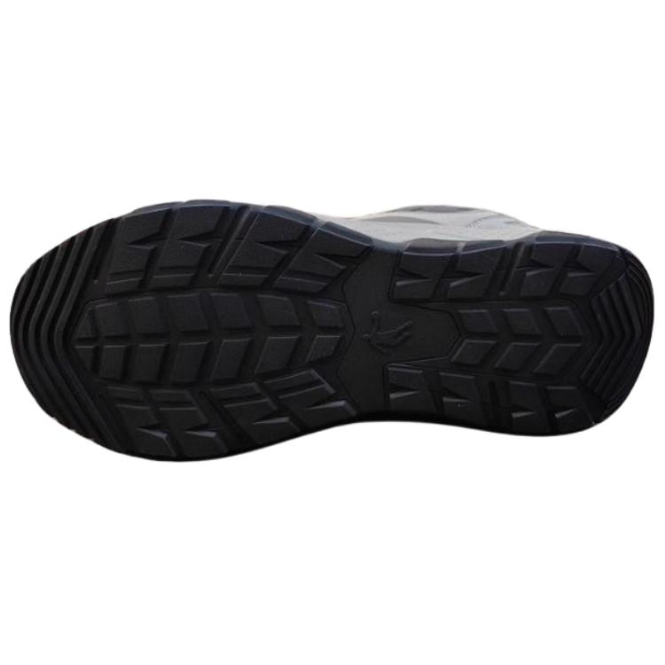 QIAODAN Slip Resistant Abrasion Resistant Low top Outdoor Shoes Men’s Gray