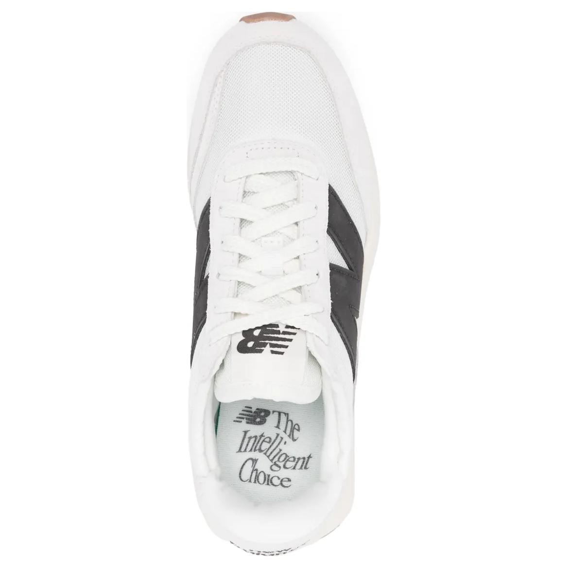 370 New Balance ‘Sea Salt Black Cement’
