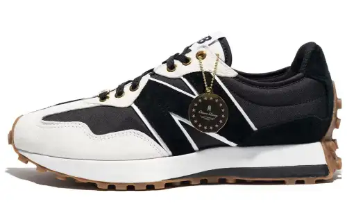 New Balance 327 Phantaci Piano