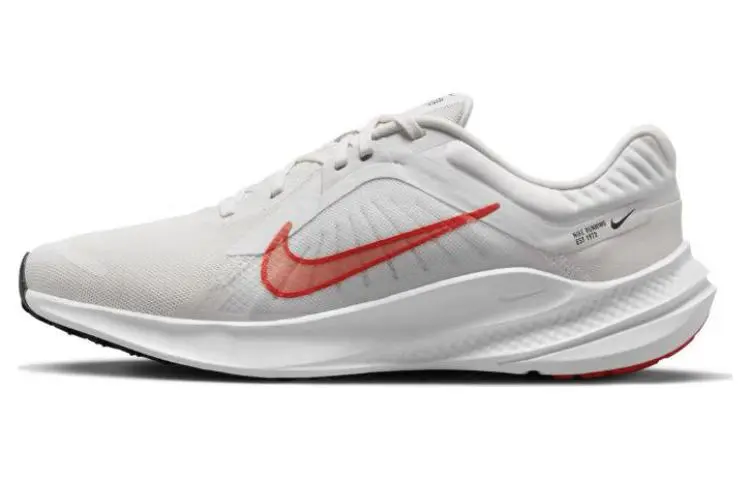 Nike Quest 5 Platinum Tint White Black Light Crimson