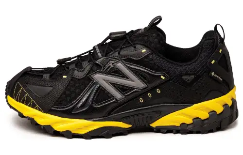 New Balance 610 Black Honeycomb