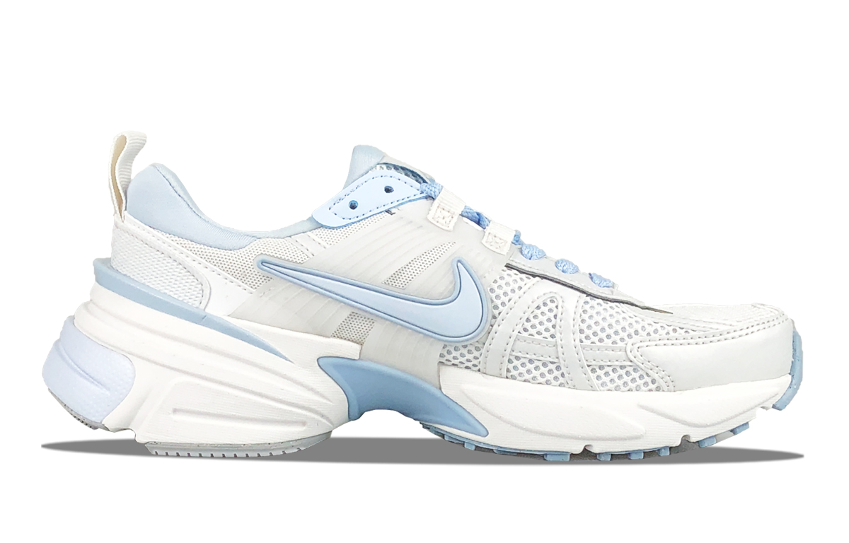 Nike V2K Run Abrasion Resistant Low top Running Shoes Women’s Blue White