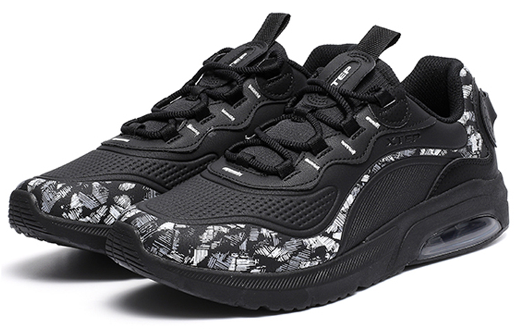 XTEP Breathable Lightweight Coverage Low top Running Shoes Men’s Black White