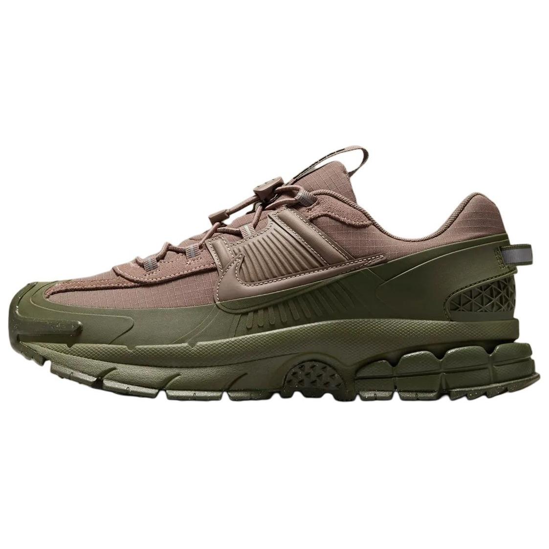 Мужские кроссовки Nike Zoom Vomero Roam (коричневые)