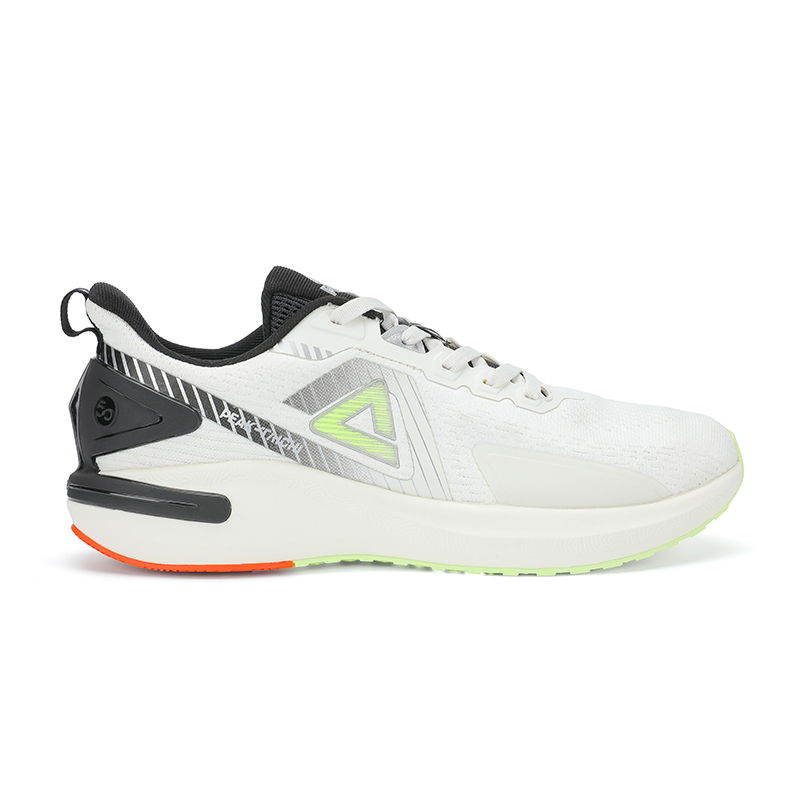 PEAK State Extreme 5.0 Slip Resistant And Breathable Low top Running Shoes Men’s Ecru Black