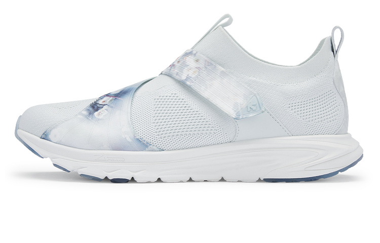 DESCENTE RUNNING Comfortable And Trendy Slip Resistant Abrasion Resistant Low top Running Shoes Women’s Light Blue