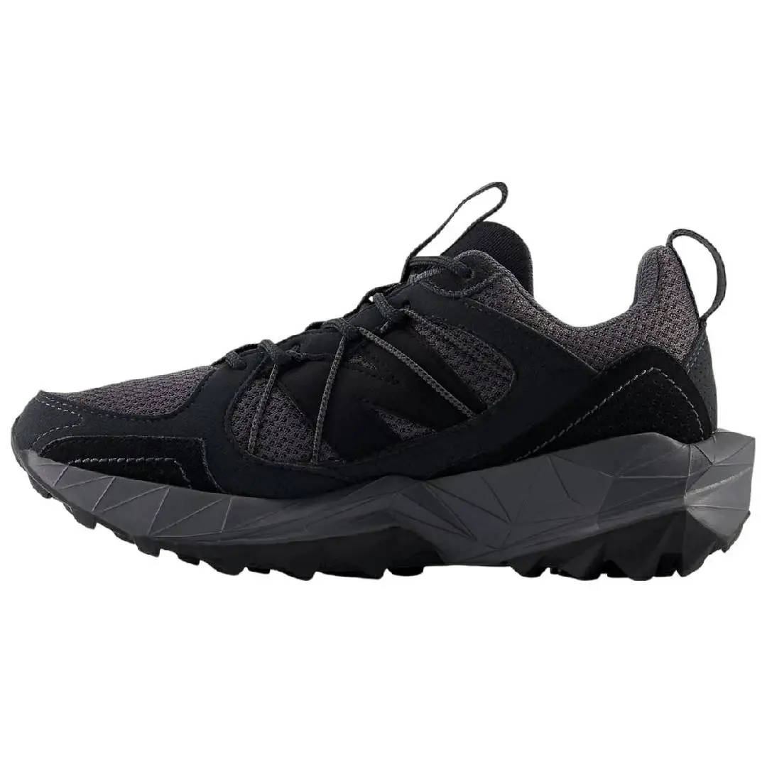 Tektrel Wmns New Balance 'Black Magnet' Women's