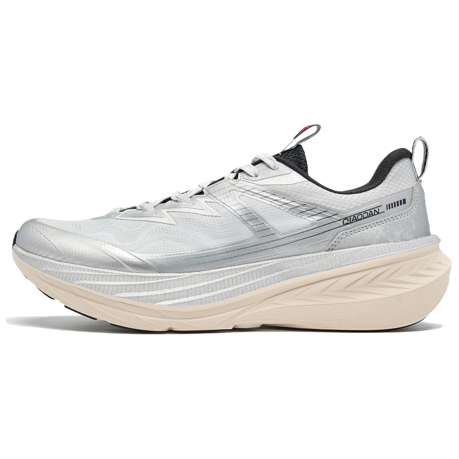 QIAODAN Slip Resistant Abrasion Resistant Low top Outdoor Shoes Men’s Silver