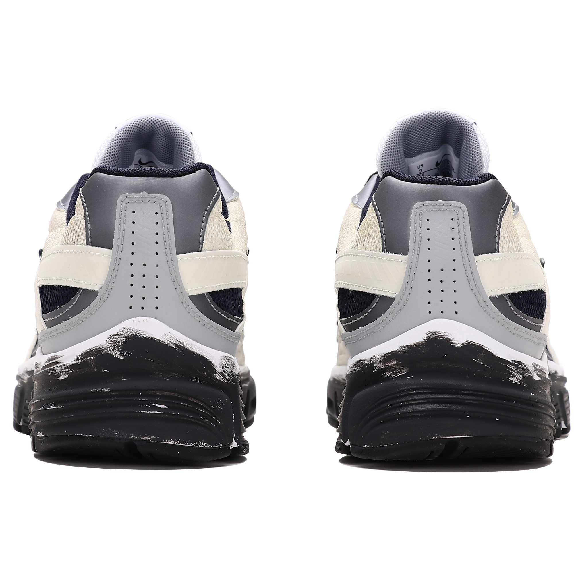 Nike Initiator Cushioning Low top Running Shoes Men’s Beige Black
