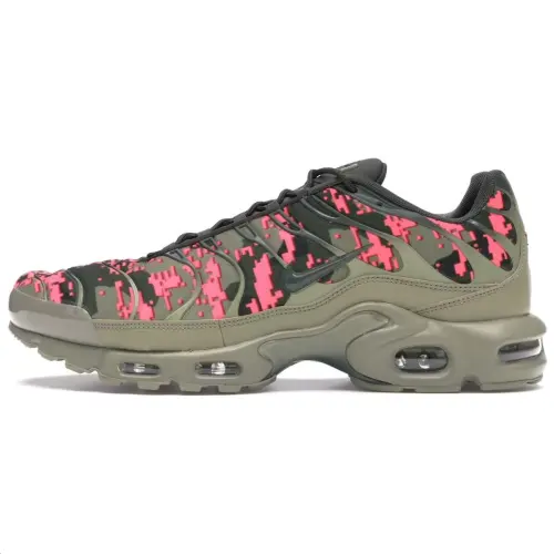 Nike Air Max Plus Digi Camo Olive