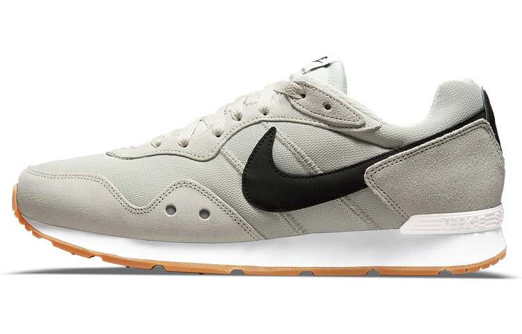 Мужские кроссовки Nike Nike Venture Runner (бежевые)