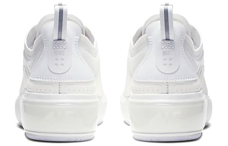 Женские кроссовки Nike Air Max Dia SE (белые) — фото 5