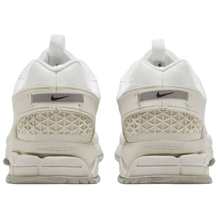 Nike Zoom Vomero Roam Summit White Light Bone Light Iron Ore