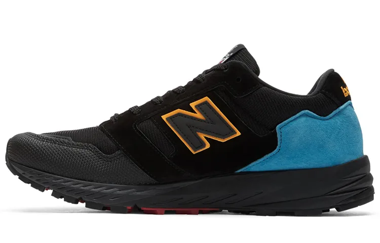 575 New Balance 'Urban Peak'