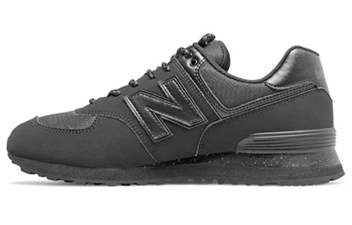New Balance 574 Series Low Top 'Triple Black'