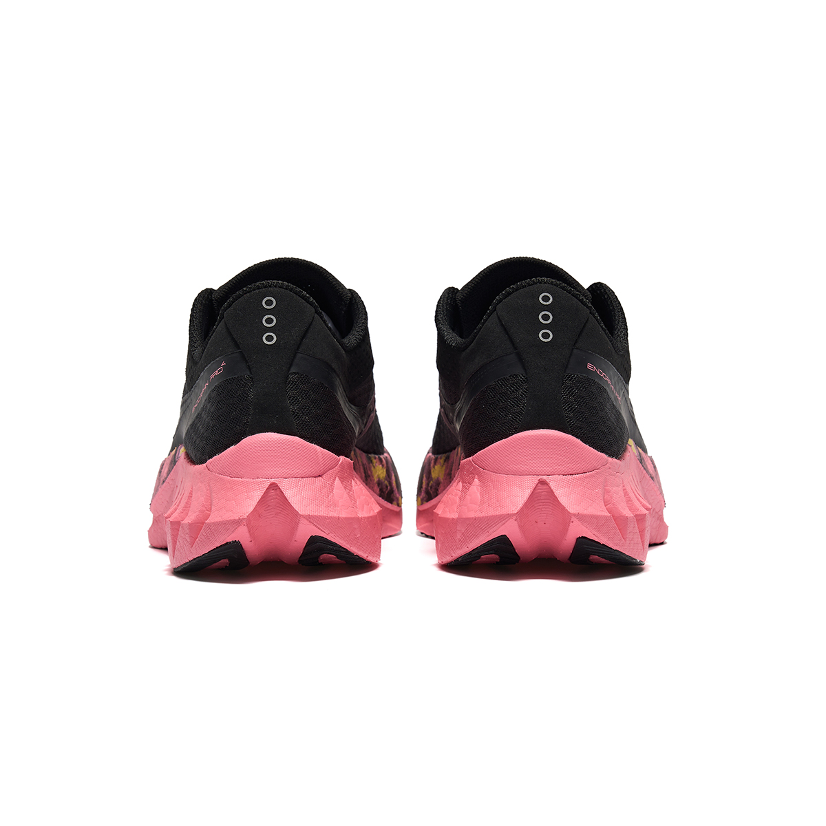 Saucony Endorphin Pro Peng 4 Low top Running Shoes Unisex Black Pink Red
